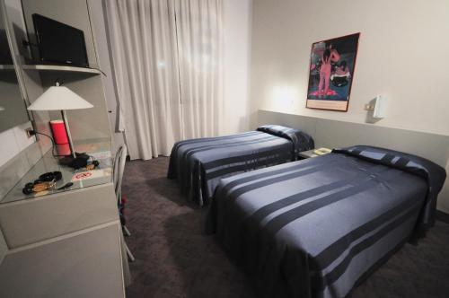 Hotel Milano Пістоя Екстер'єр фото